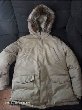 Ralph Lauren Boy's Size 18-20 Faux Fur Heavyweight winter coat